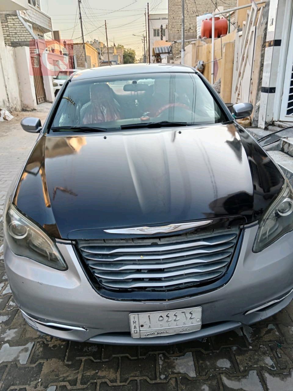 كرايسلر 200